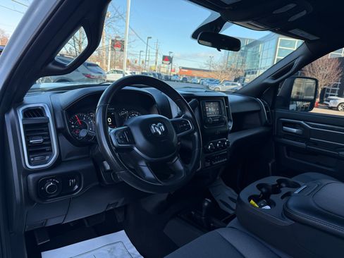 Used 2024 RAM 3500 SLT w/ Quick Order Package 2YG SLT image 41