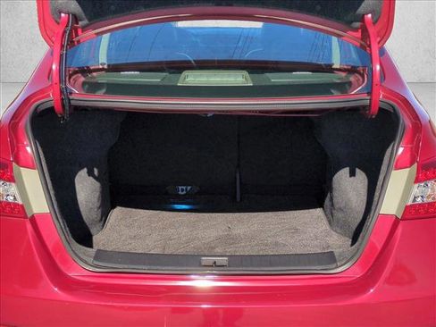 Used 2014 Nissan Sentra SL w/ Premium Package image 6