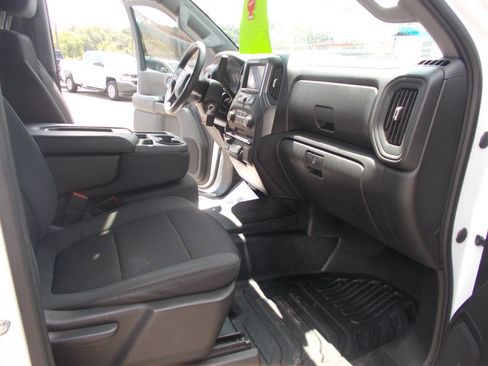 Used 2020 Chevrolet Silverado 2500 W/T w/ Gooseneck/5TH Wheel Package RWD image 9
