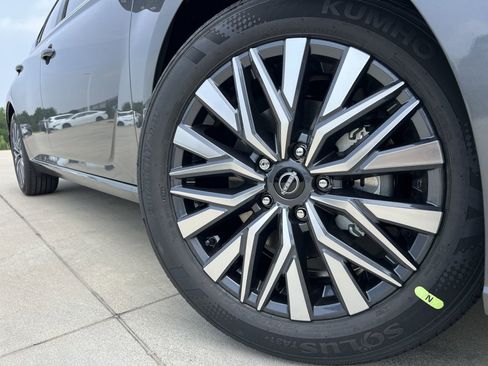 New 2026 Nissan Altima 2.5 SV FWD image 6