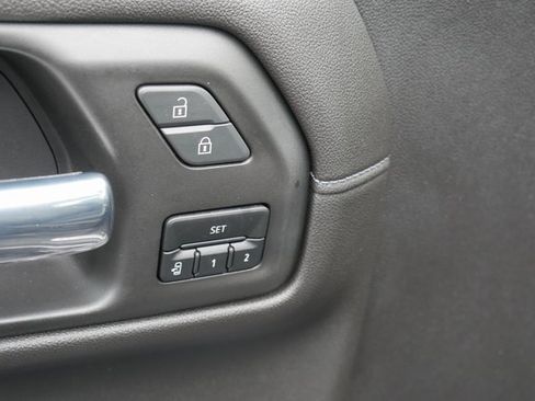 Used 2022 GMC Sierra 1500 Denali w/ Denali Reserve Package image 15