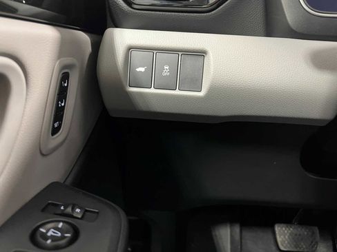 New 2025 Honda Pilot EX-L image 18