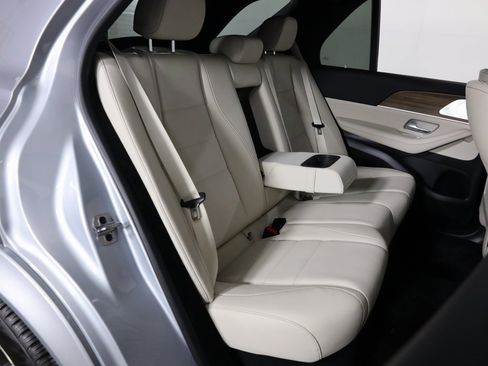 Certified 2025 Mercedes-Benz GLE 450 4MATIC image 42