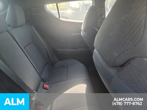 Used 2019 Toyota C-HR XLE image 15