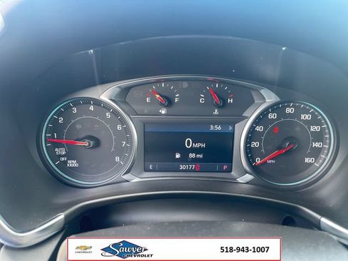 Used 2024 Chevrolet Equinox Premier AWD/4WD image 14