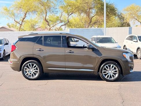 Used 2023 GMC Terrain Denali AWD/4WD image 7