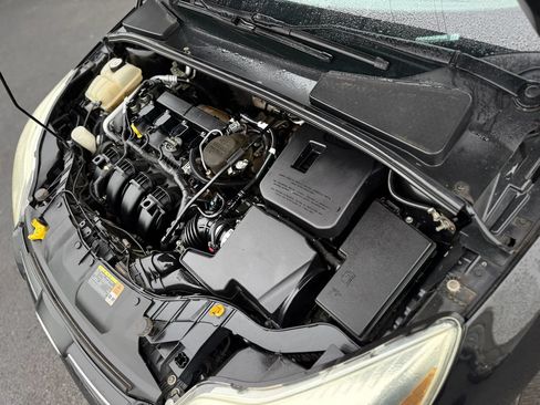 Used 2012 Ford Focus SE FWD image 12