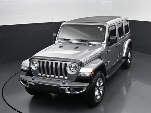 Used 2020 Jeep Wrangler Unlimited Sahara AWD/4WD image 28