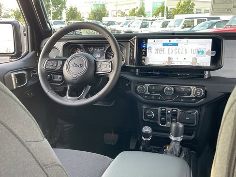 New 2026 Jeep Gladiator Sport image 22