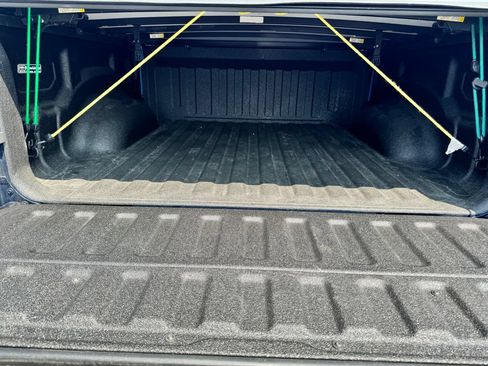 Used 2022 RAM 1500 Big Horn AWD/4WD image 9