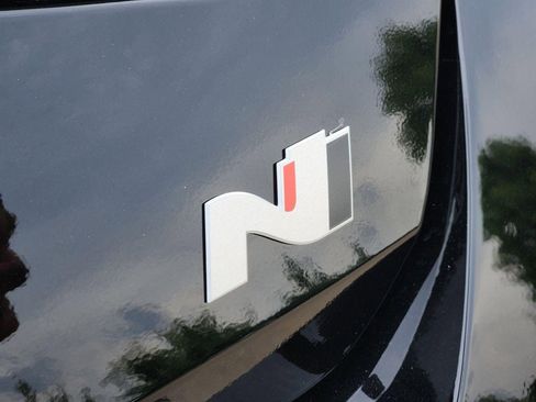 New 2026 Hyundai Elantra N FWD image 8