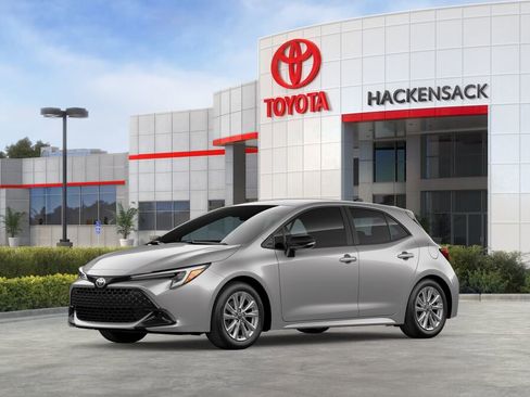 New 2026 Toyota Corolla SE image 2