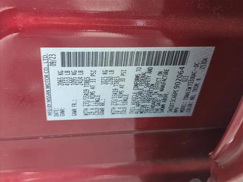 Used 2023 Nissan Rogue SL FWD image 29