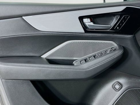 Used 2024 Acura MDX SH-AWD image 28