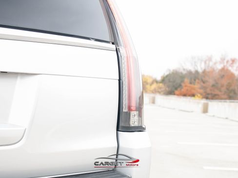 Used 2019 Cadillac Escalade Luxury image 42