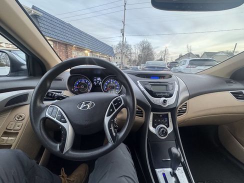Used 2012 Hyundai Elantra GLS w/ Preferred Pkg 3 image 46