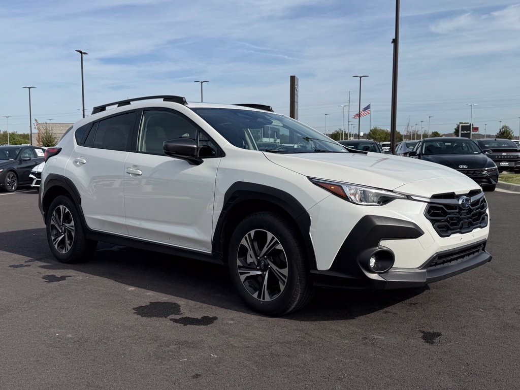 Used 2025 Subaru Crosstrek 2.5i Premium AWD/4WD image 3