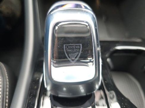 New 2026 Volvo XC40 B5 Plus w/ Protection Package Premier AWD/4WD image 34