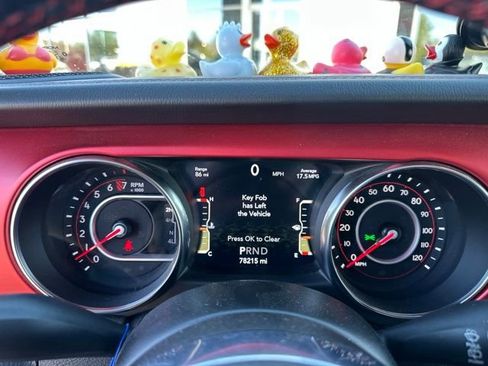 Used 2021 Jeep Wrangler Unlimited Rubicon w/ Dual Top Group AWD/4WD image 14