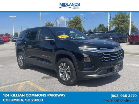 Used 2025 Chevrolet Equinox LT FWD image 1