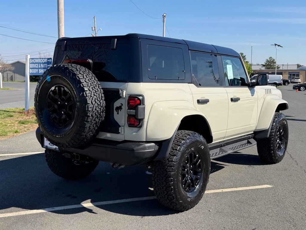 New 2026 Ford Bronco Raptor AWD/4WD image 3
