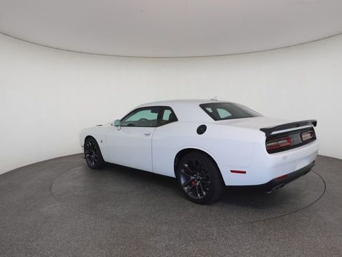 Used 2022 Dodge Challenger R/T Scat Pack w/ Plus Package image 11