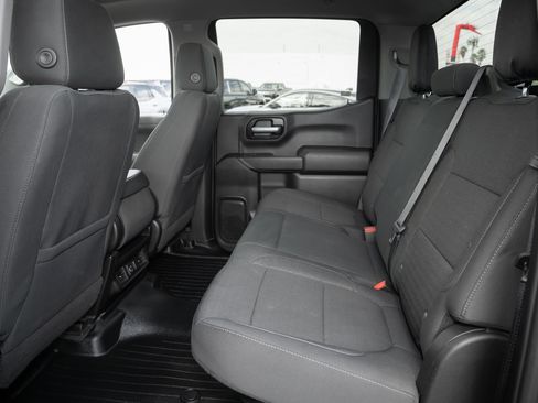 Used 2021 Chevrolet Silverado 1500 LT image 36