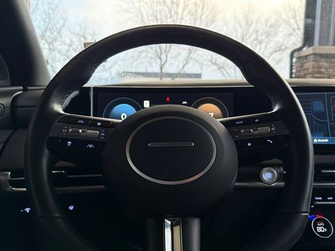 Certified 2025 Hyundai Santa Cruz Limited image 31