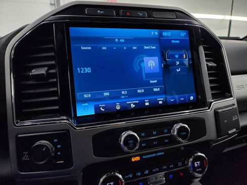 Used 2022 Ford F250 Lariat w/ Chrome Package image 38