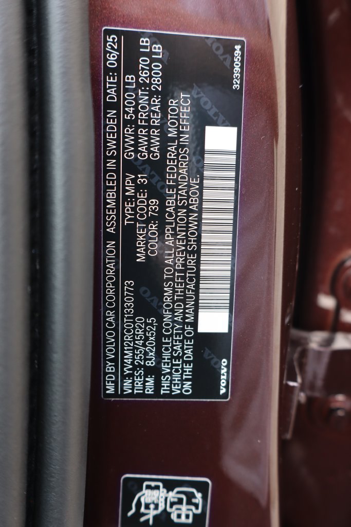Used 2026 Volvo XC60 B5 Plus w/ Climate Package AWD/4WD image 38