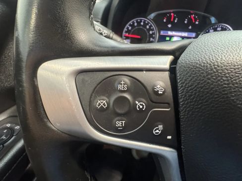 Used 2024 GMC Terrain SLT AWD/4WD image 31