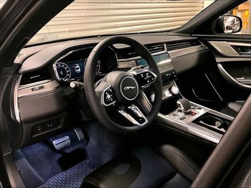 New 2024 Jaguar XF R-Dynamic SE AWD/4WD image 7