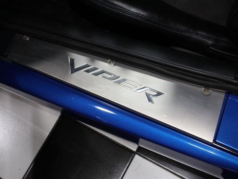 Used 2006 Dodge Viper SRT-10 w/ First Edition Group RWD image 54