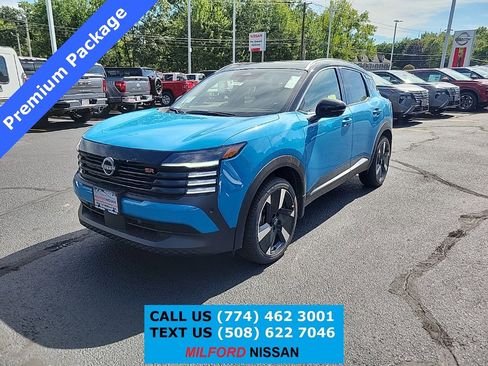 New 2025 Nissan Kicks SR w/ SR Premium Package image 1