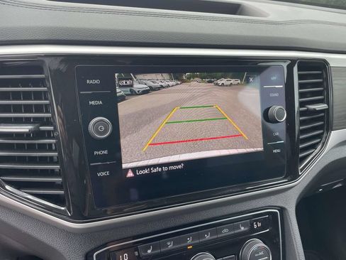 Certified 2023 Volkswagen Atlas SE w/ Panoramic Sunroof Package FWD image 27