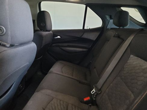 Used 2021 Chevrolet Equinox LT FWD image 18