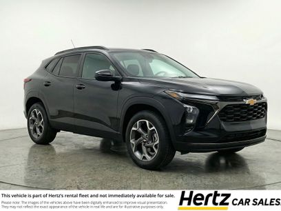 Used 2025 Chevrolet Trax LT