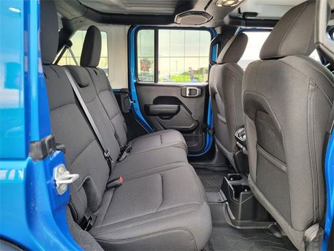 Used 2022 Jeep Wrangler Unlimited Sport image 20