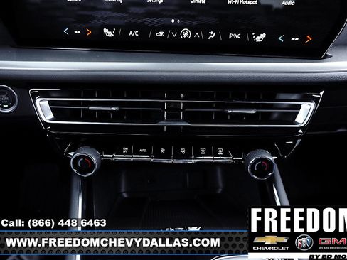 New 2026 Chevrolet Traverse LT w/ Driver Confidence Package image 23