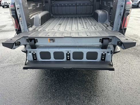 New 2026 GMC Sierra EV Elevation w/ Premium Package AWD/4WD image 16