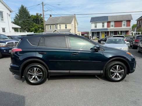 Used 2017 Toyota RAV4 XLE w/ Plus Extra Value Package AWD/4WD image 4