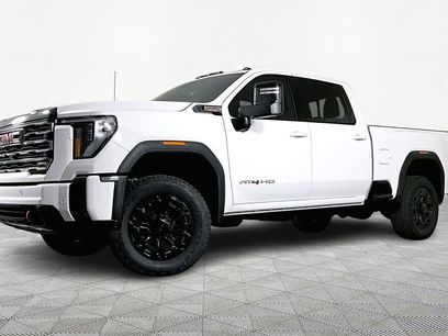 New 2026 GMC Sierra 2500 AT4 w/ Max Trailering Package