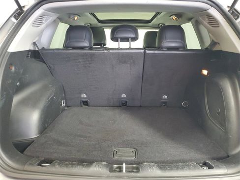 Used 2022 Jeep Compass Latitude w/ Sun and Sound Group image 24