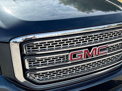 Used 2020 GMC Yukon SLT w/ Open Road Package image 30