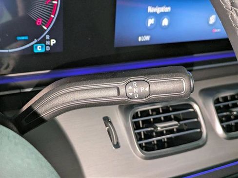 New 2026 Mercedes-Benz GLE 450 4MATIC image 12