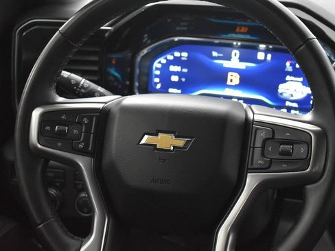 Used 2023 Chevrolet Silverado 1500 LT AWD/4WD image 14