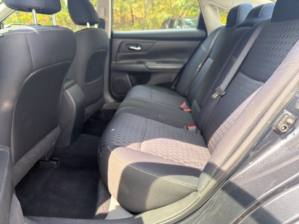 Used 2017 Nissan Altima 2.5 S FWD image 25