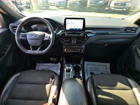 Used 2023 Ford Escape ST-Line Select image 3