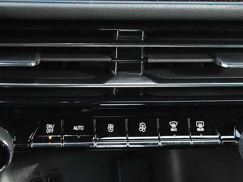 New 2026 Chevrolet Traverse Z71 image 21