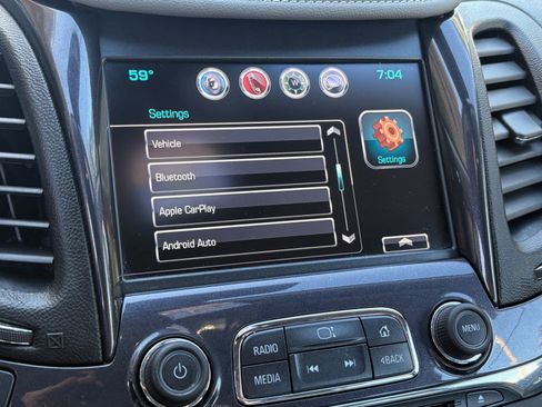 Used 2017 Chevrolet Impala Premier FWD image 35